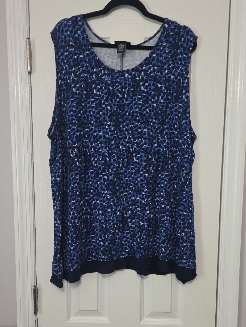 Catherines 4 Piece Tank Top Closet Filler - Picture 5 of 6